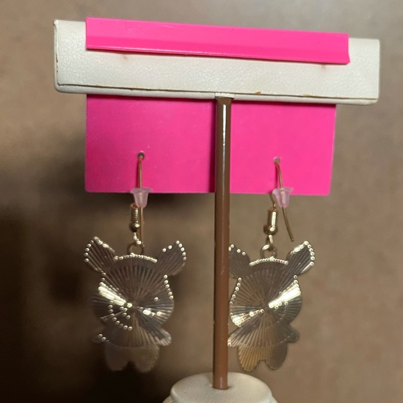 Betsey Johnson Whimsical Pig Dangle Earrings NWT - Picture 4 of 6
